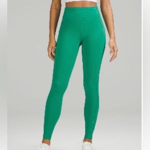 Green lulu swift speed 28 in leggings